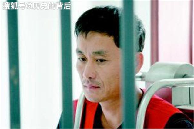 东北悍匪张显光,杀害10人逃亡16年,制造第一起爆炸抢劫银行案!
