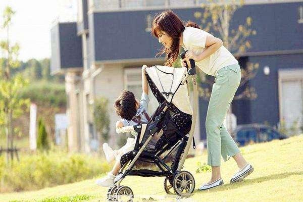                     原创            这5种母婴用品用过就后悔，家长别再坑娃了