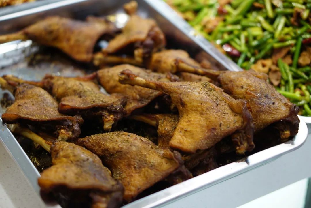 南邮食堂整成网红脸,柚子们怎么说?