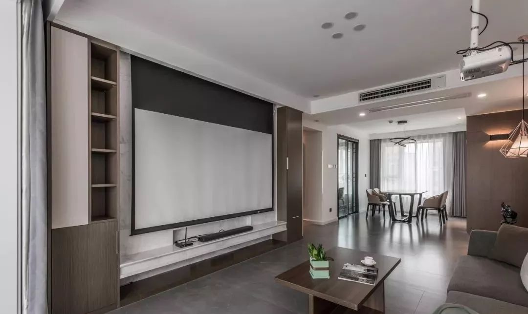 装修深灰门 e5c2193a86234d5aa1afcd645a25b168.jpeg