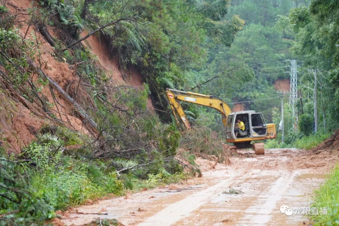 金垌镇遭遇强降水,正在开展灾后重建_信宜