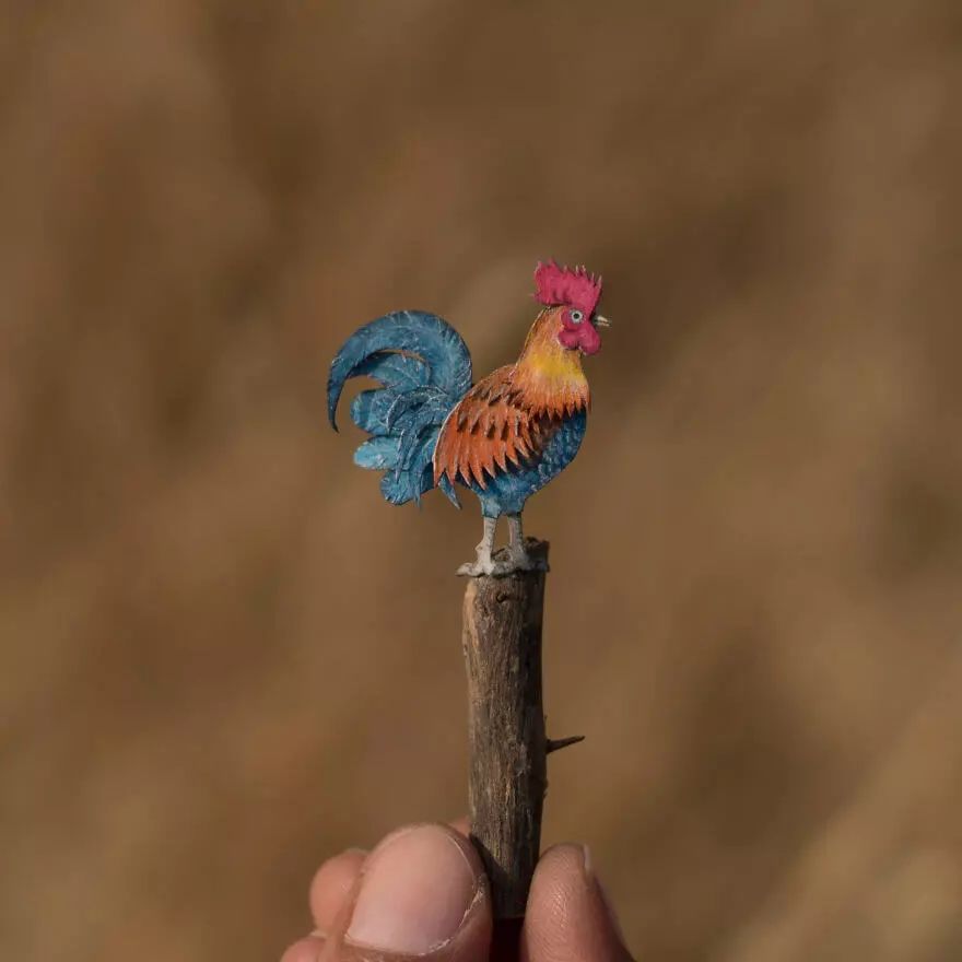 印度的剪纸艺术家，花费一年时间做出来的精致纸鸟