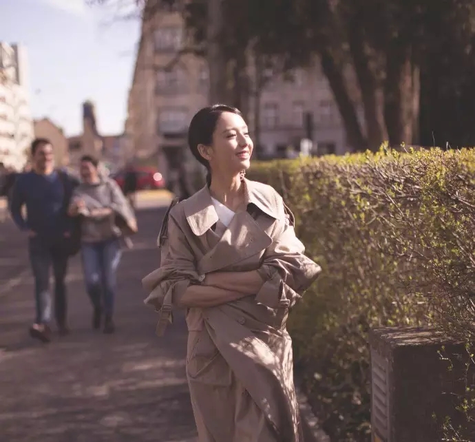 佟丽娅领舞《共和国之恋》:做自己,是每个女人