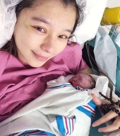 为什么女明星们都选择剖腹产生小孩原因是什么