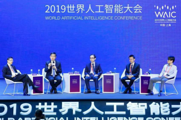 沈南鹏对话明星AI公司，创业者呼吁资本给予耐心