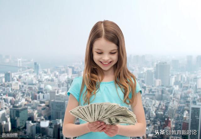 她被港大录取,获72万奖学金,却复读北大:上坡路