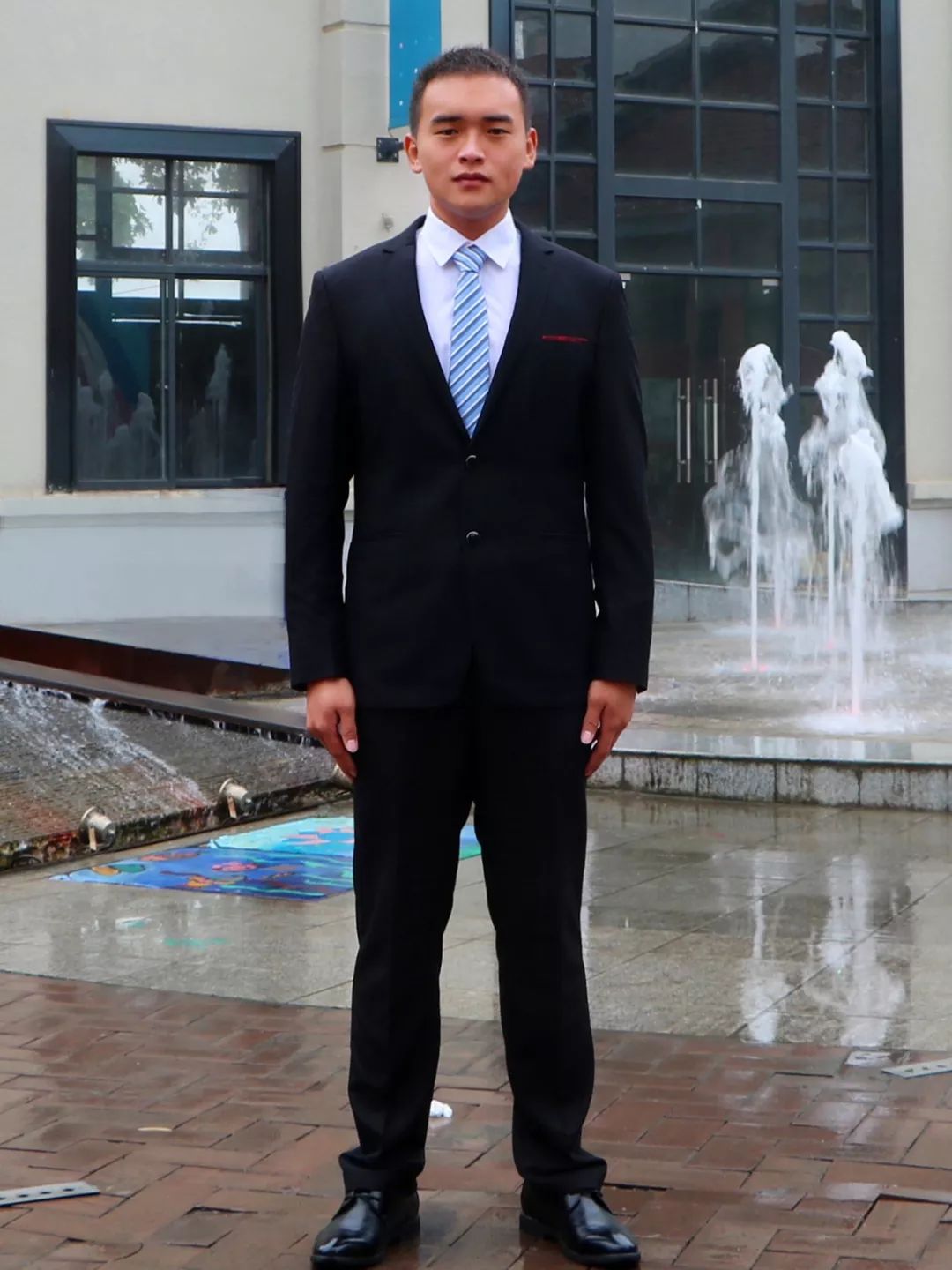 怎么才能做一个成熟稳重的人 45951491981842408a5218a7acc44f00.jpeg