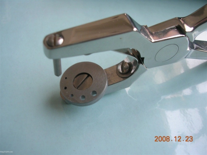 口腔医师橡皮障使用操作方法