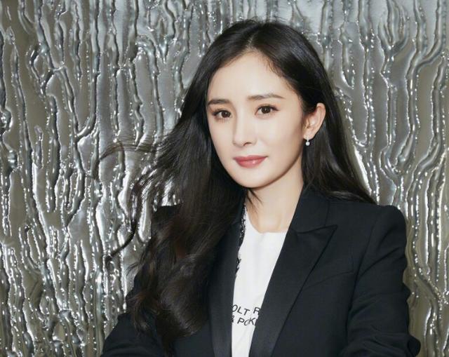 向太当众夸赞郭碧婷不作,但这样评价杨幂,在节