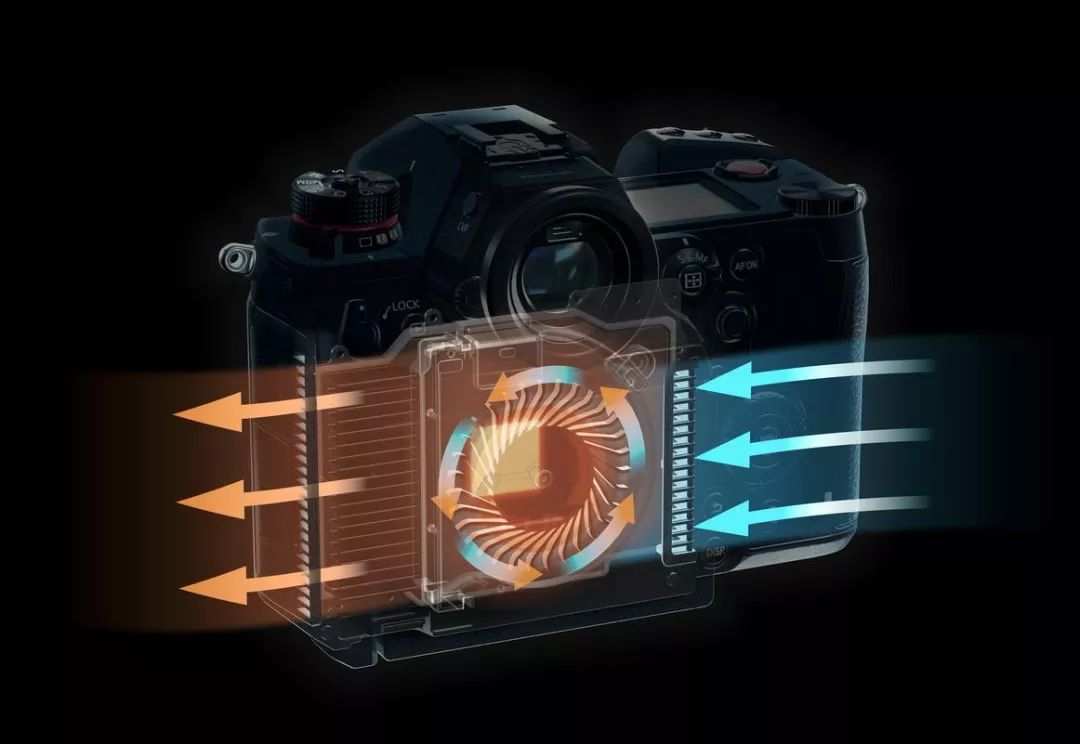 激光笔原视频 64f23b64e61f4494bab2c2a09aed6190.jpeg