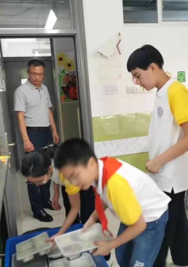 【校园新闻】立规育美 健康成长——上海市泾南中学2019级预备新生