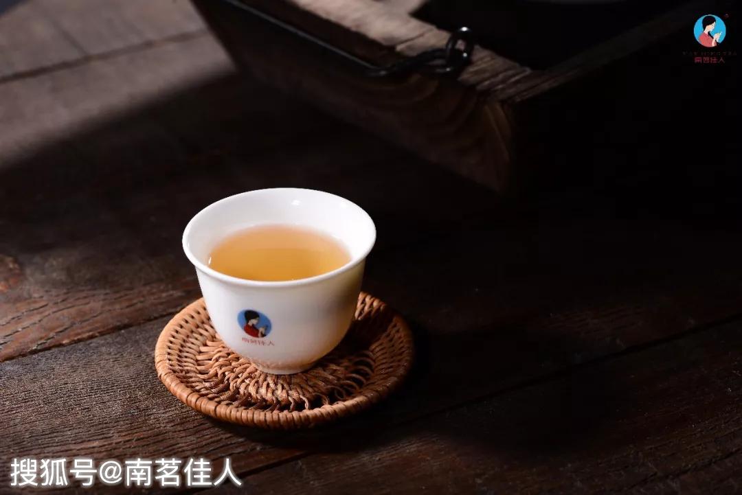 滑竹梁子古树白茶,只需100多即可品饮! 3年陈,香甜柔糯,5送1!