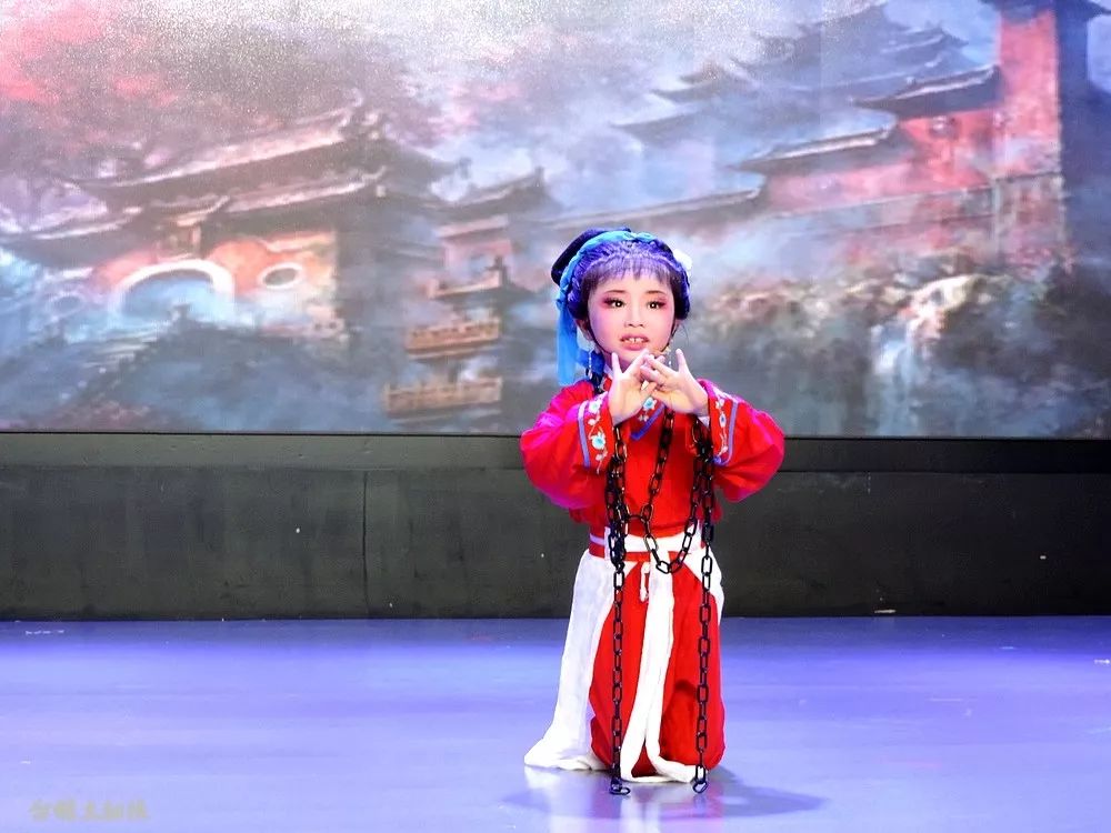 台州市少儿越剧团一岁啦!周年展演反响热烈