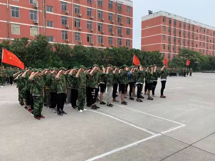 焦作市东湖素质教育学校2019年焦作市第十七中学,太行