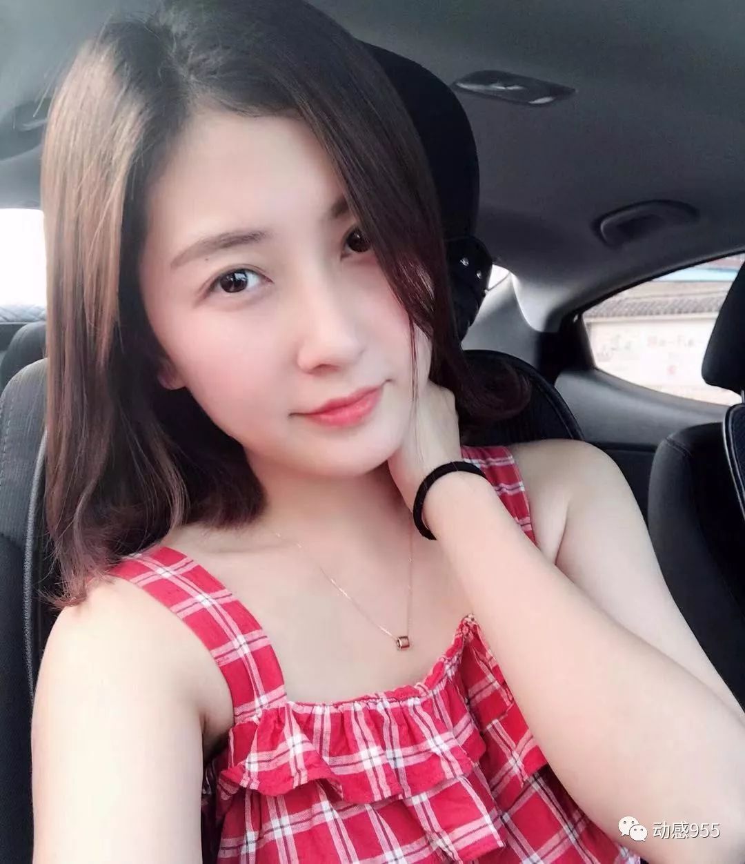 955主播推荐--《深深爱过你》