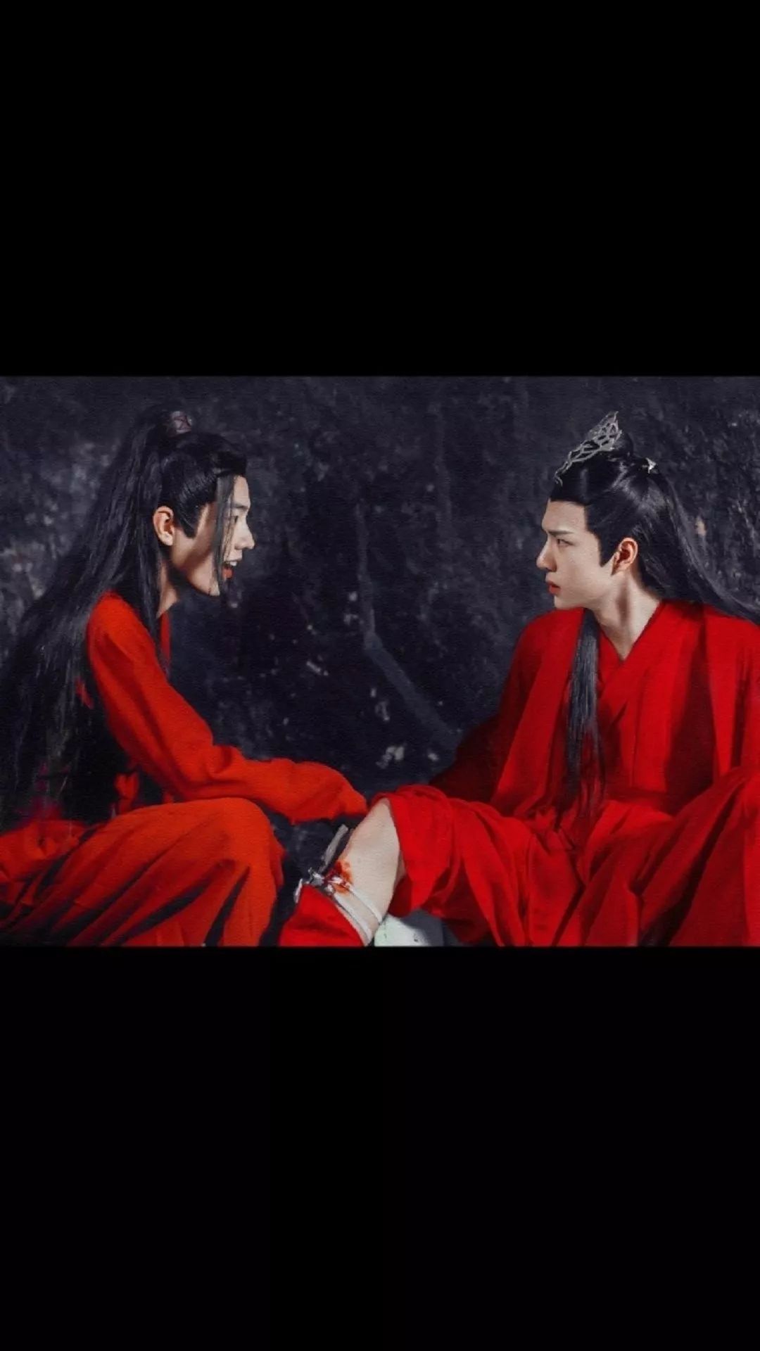 还能经由过程她的腿,她的腰,她的美背上热搜,的确羡煞一众女演员