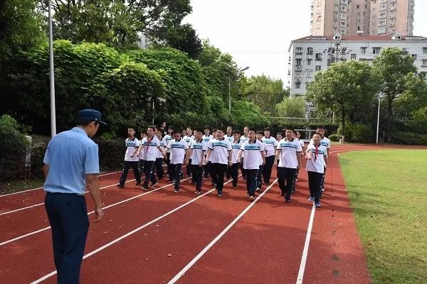 【第618期】钟山初级中学入学教育总结