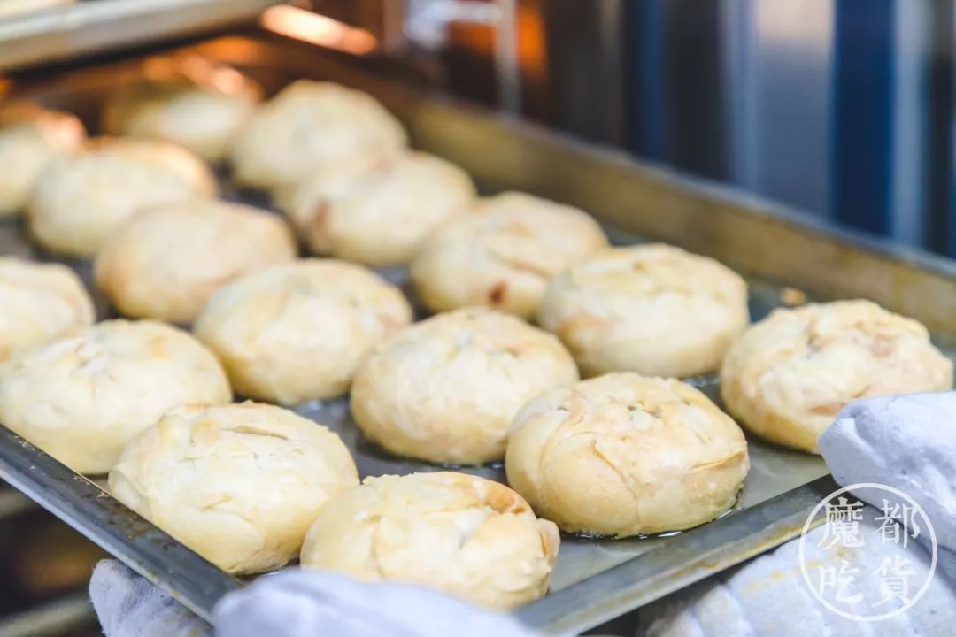 素酥皮做法 ec1c7429cb9d495b8f8a000abf9c5866.jpeg