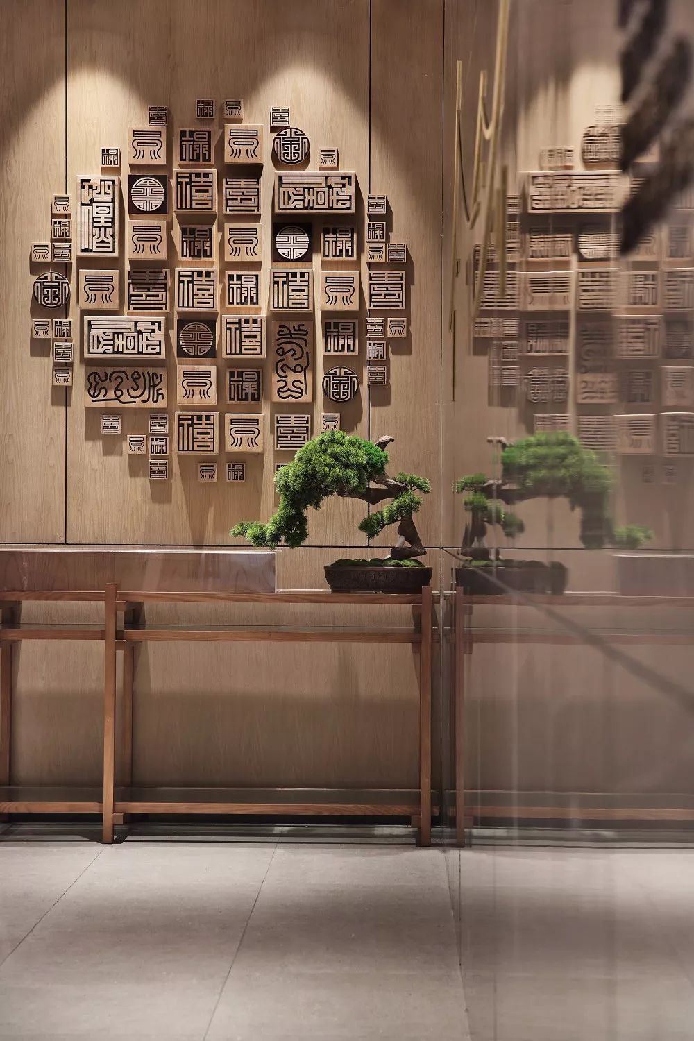 艺奢书廊餐厅人均_餐厅卡通图片(3)