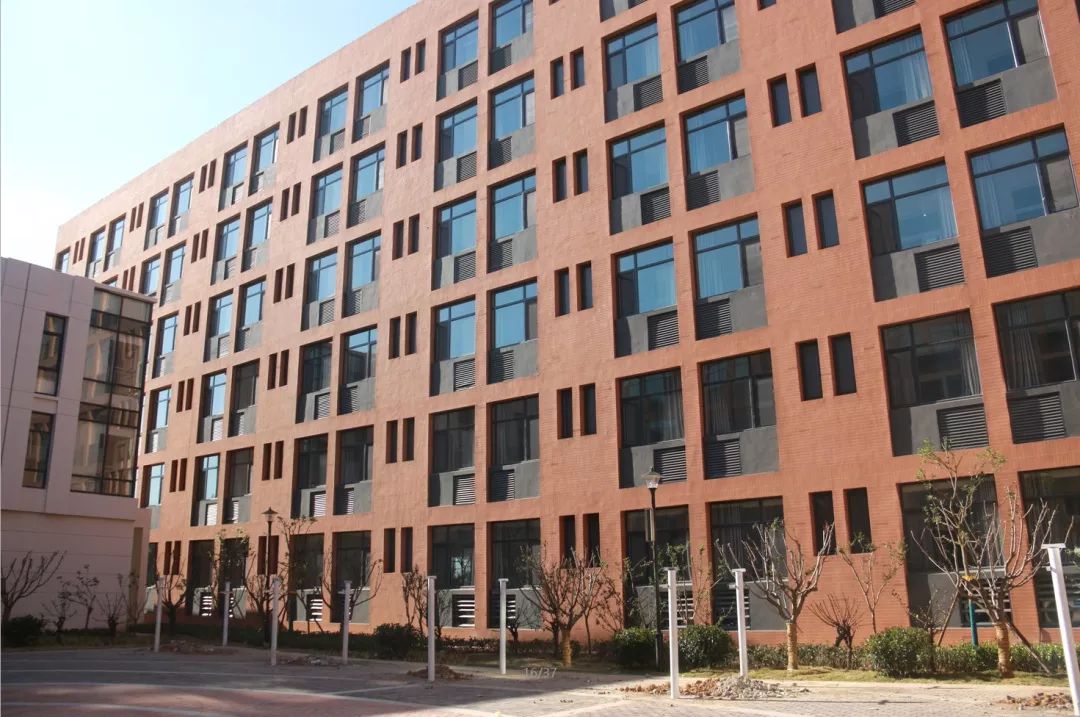 你好,山东农业大学南校区东南片区!