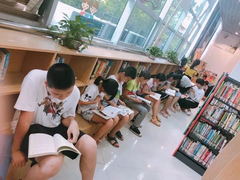 【人文广东】四会市图书馆上了学习强国!阅读沁心灵,书香飘满城.