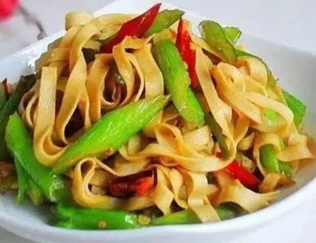 豆皮肉丝汤 380a208172d9400f924d4f954c37132f.jpeg