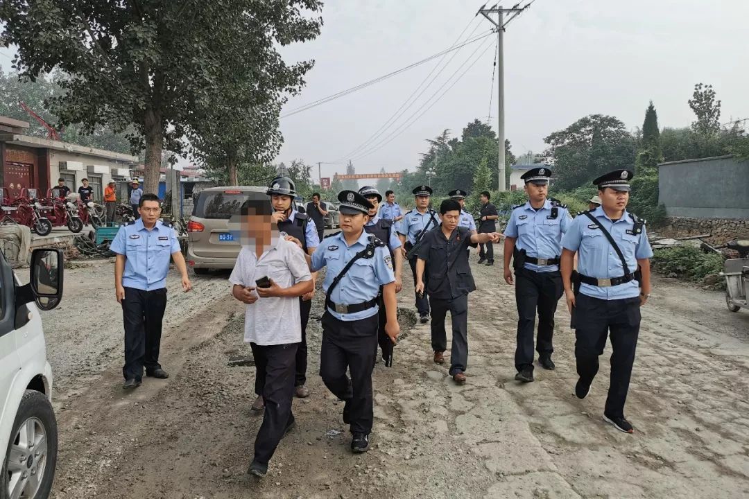 兰陵法院干警凌晨集结,奔赴十八个乡镇街道再次拘传失信人