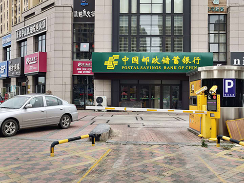 共享停车位app下载共享停车下载,小桩共享车位满足停车需求!