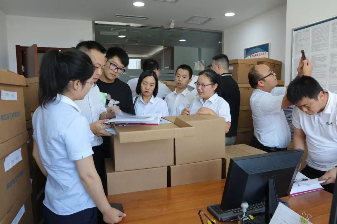 吴昌星行长助理就风险控制,团队管理,企业文化培育等