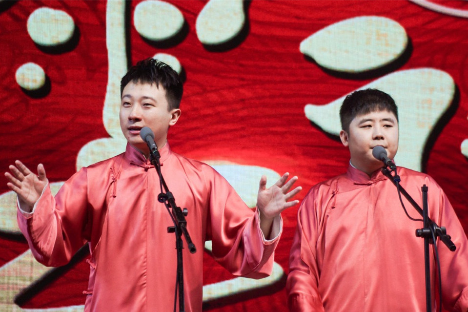 原创德云社演出违规引热议事件有三点蹊跷之处明显蓄谋已久