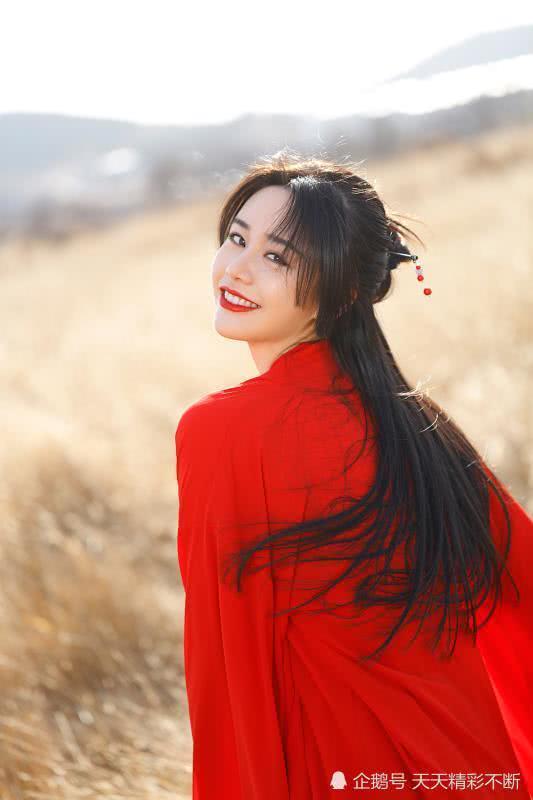 红衣古装美图-邱意浓
