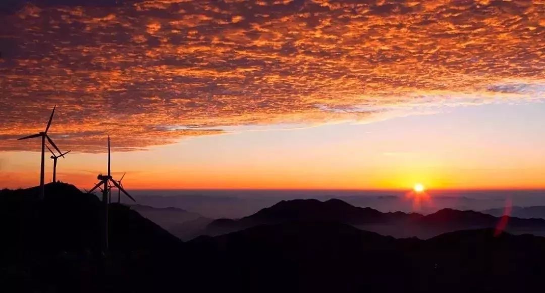 星空露营91415日临海括苍山仰望星空迎接二十一世纪第一曙光行摄风车