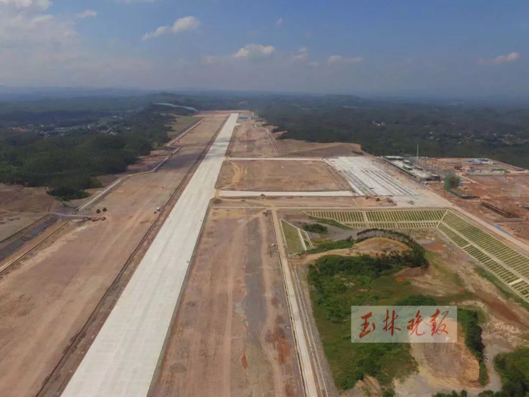 小编再次来到玉林福绵机场建设现场 最新建设进度已掌握 小伙伴