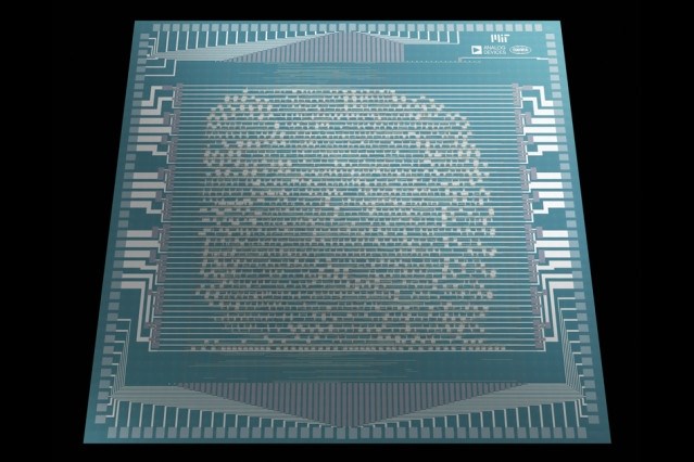 麻省理工用碳纤维管做出CPU，成功执行“HelloWorld”经典程序