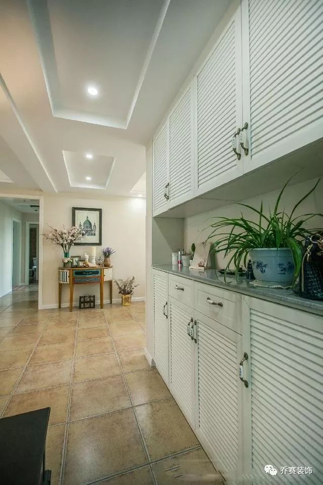 入户鞋柜最新款大全一门到顶 97eca8d77faa449f81bf12626e298d5e.jpeg