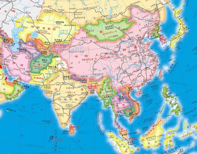 由于在我国的陆地邻国中,朝鲜和蒙古属于东亚,俄罗斯属于北亚