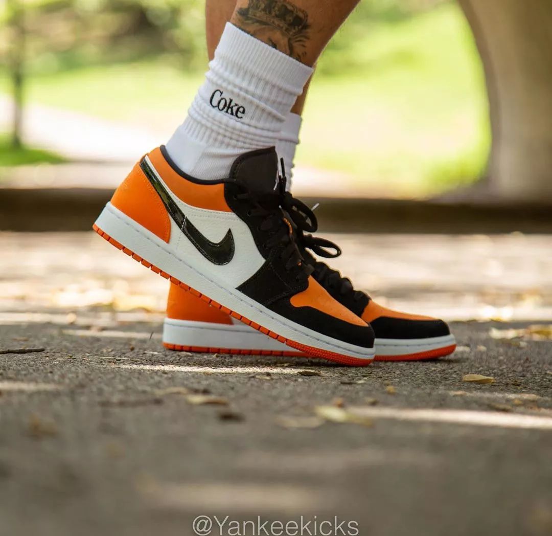 漆皮 Swoosh!扣碎 AJ1 Low 上脚超帅,下周发售