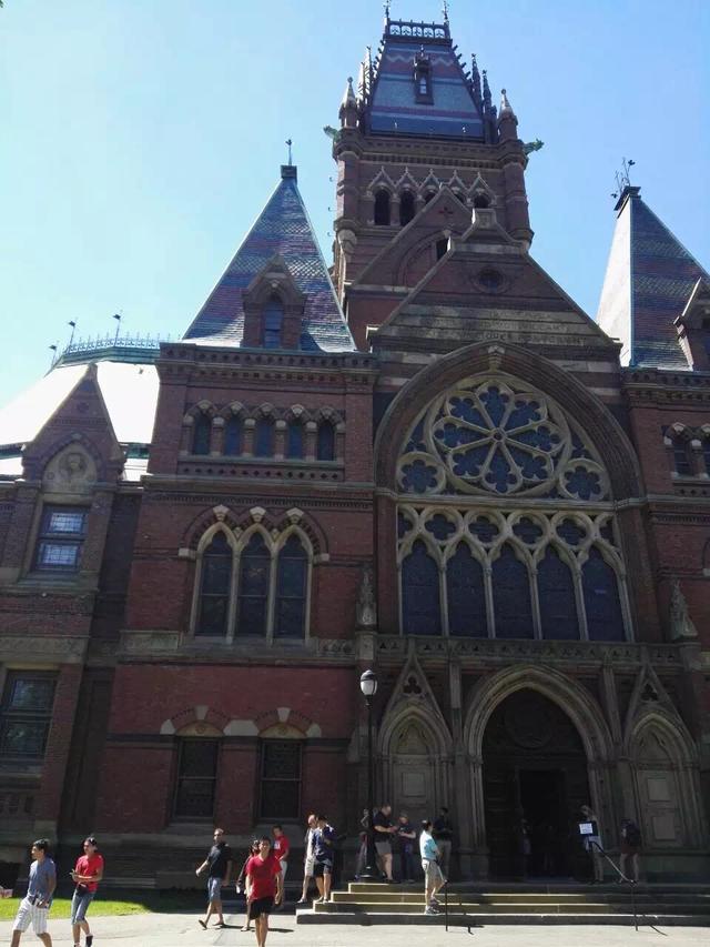 什么条件才能上哈佛大学 cf9c1d798c854d8b902df9187a9df9a9.jpeg