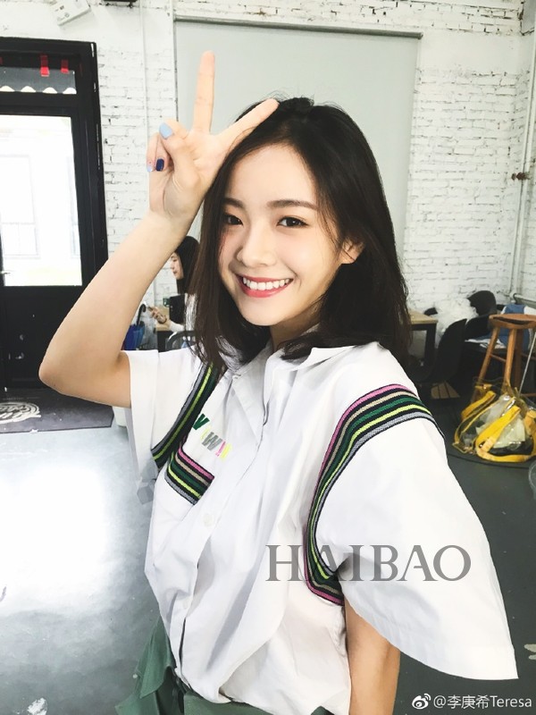 经鉴定饰演乔英子的李庚希是小欢喜里最会穿的00后小花