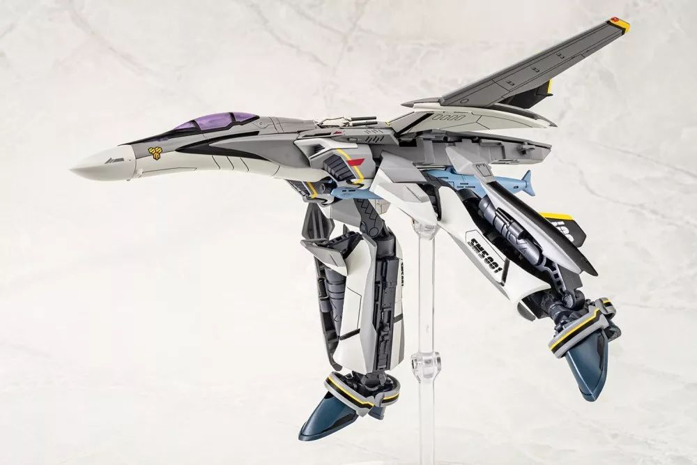 新品青岛社vfgmacrossfvf25s弥赛亚