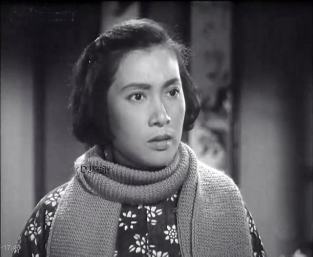 1958年,秦怡主演了电影《红色的种子》,她在其中扮演女主角华小风.