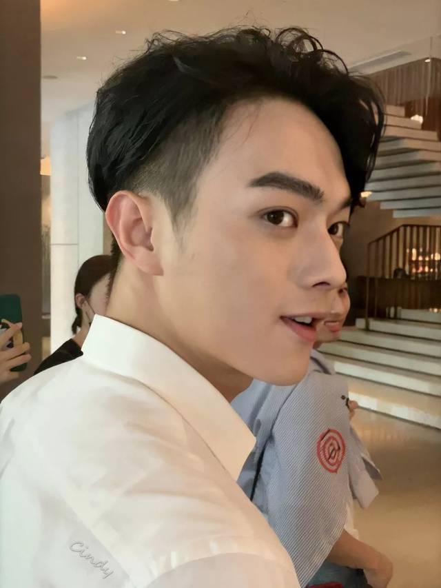 cp线混乱?怎么回事?_许凯
