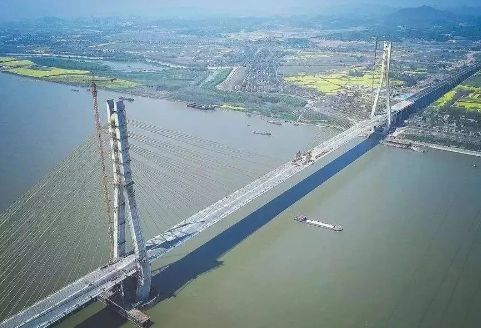 今天,枞阳起点的池州长江大桥通车了! 美图 视频来了!