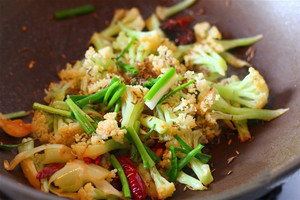 炒什么菜用红花椒 22a768315dcf4b55895453286bacd4bd.jpeg