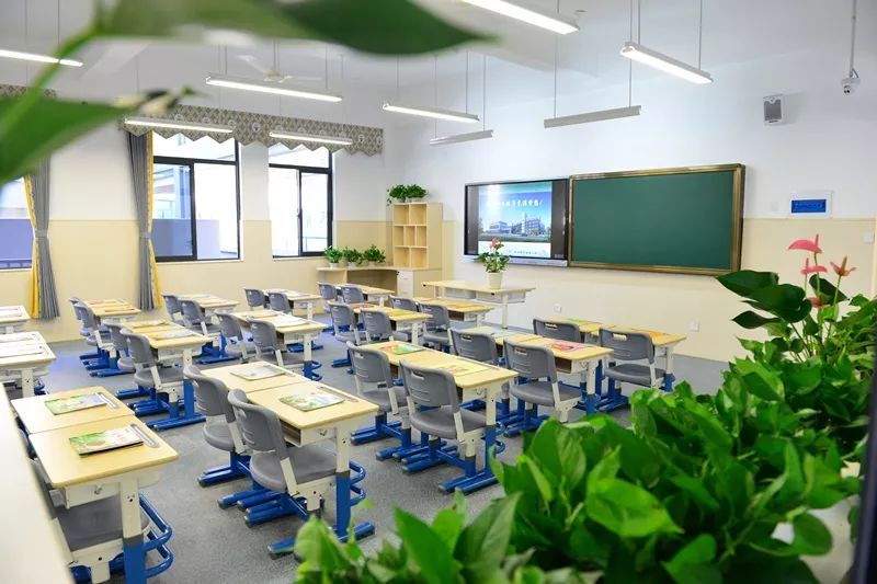 育才登云小学华东师范大学附属杭州学校是杭州市拱墅区人民政府重点