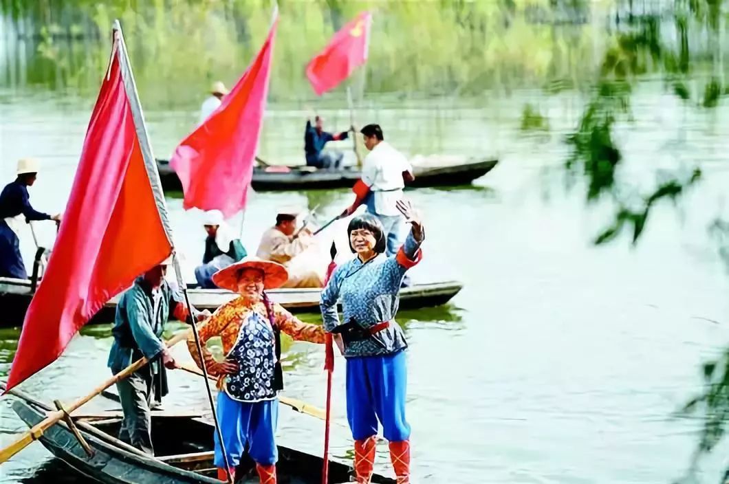 洪湖水浪打浪二日游399元