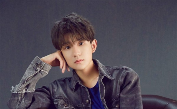 4位00后流量明星,易烊千玺上榜,最后1位你肯