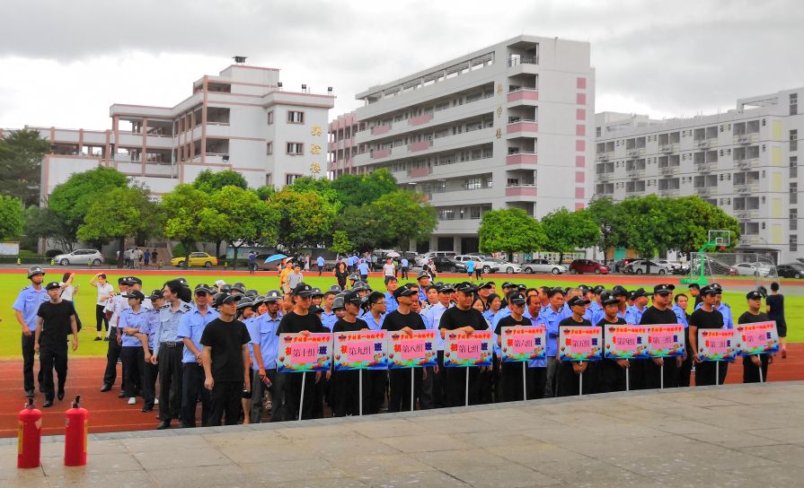 恭城幼儿园小学人口_恭城栗矿小学(2)