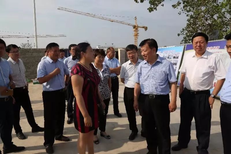 2019年8月28日下午,江苏省连云港市市长方伟到灌南县新安镇和新集镇