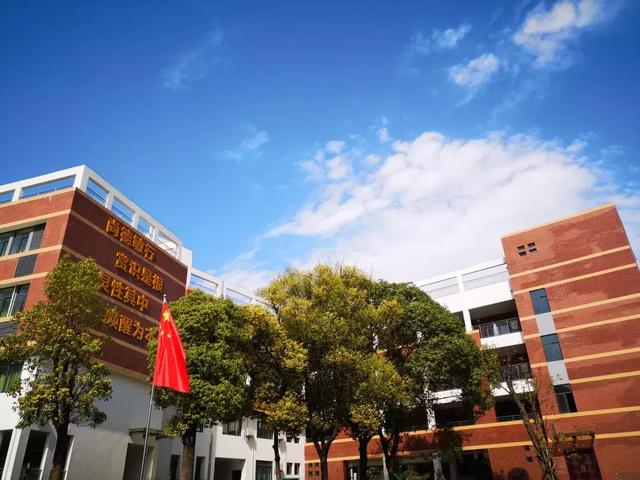 宜昌这两所学校更名,伍家岗区实验初中,伍家外小来了